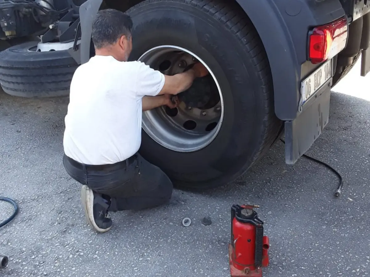 Gümüşhane Oto Lastikçi